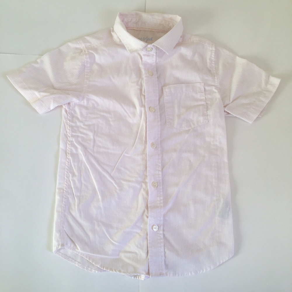 Cat & Jack boys short sleeve shirt. Size S(6/7)